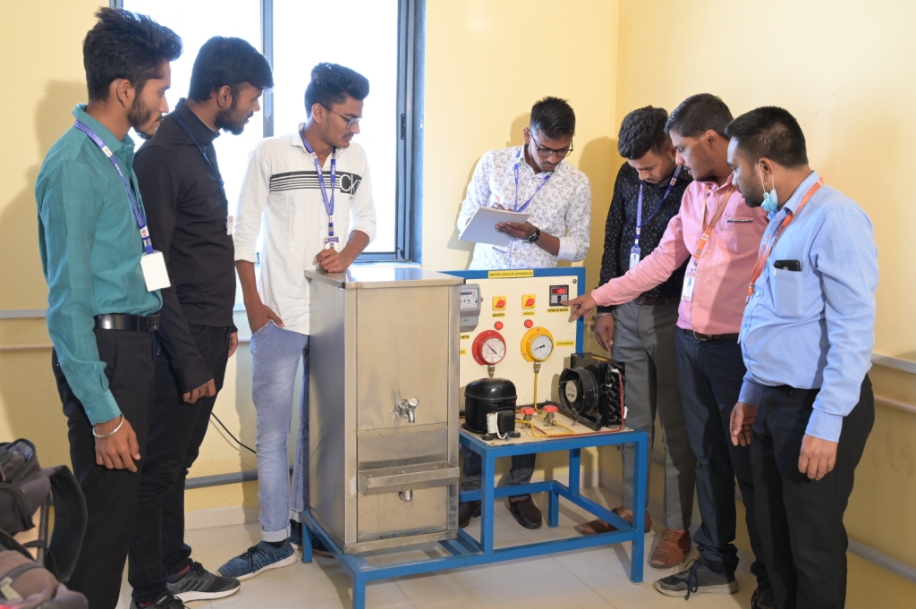 Sardar Patel Education Campus Anand Labs photo 7